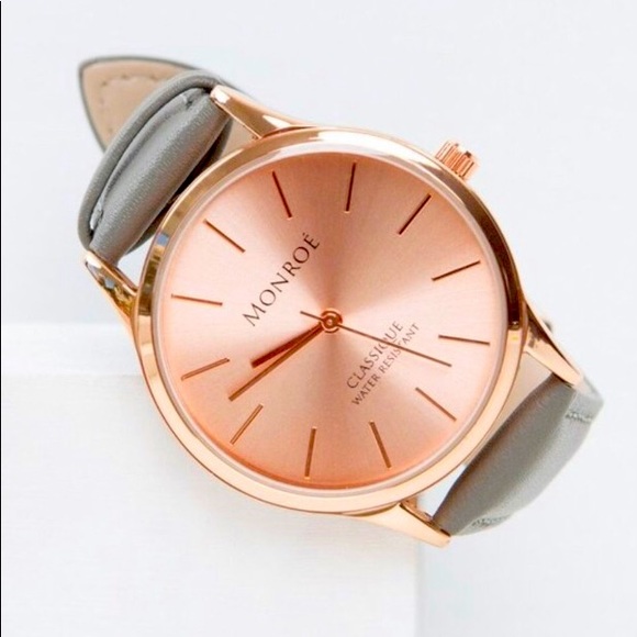 monroé watches Accessories - Monroé Sunburst Solérose rose gold watch.